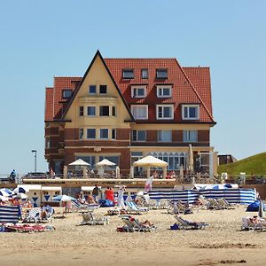 Beach Hotel - Auberge des Rois